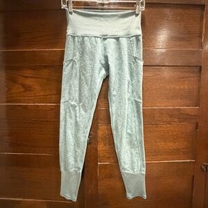 ✅ Kirkland Signature small leggings heather teal pockets workout run exercise